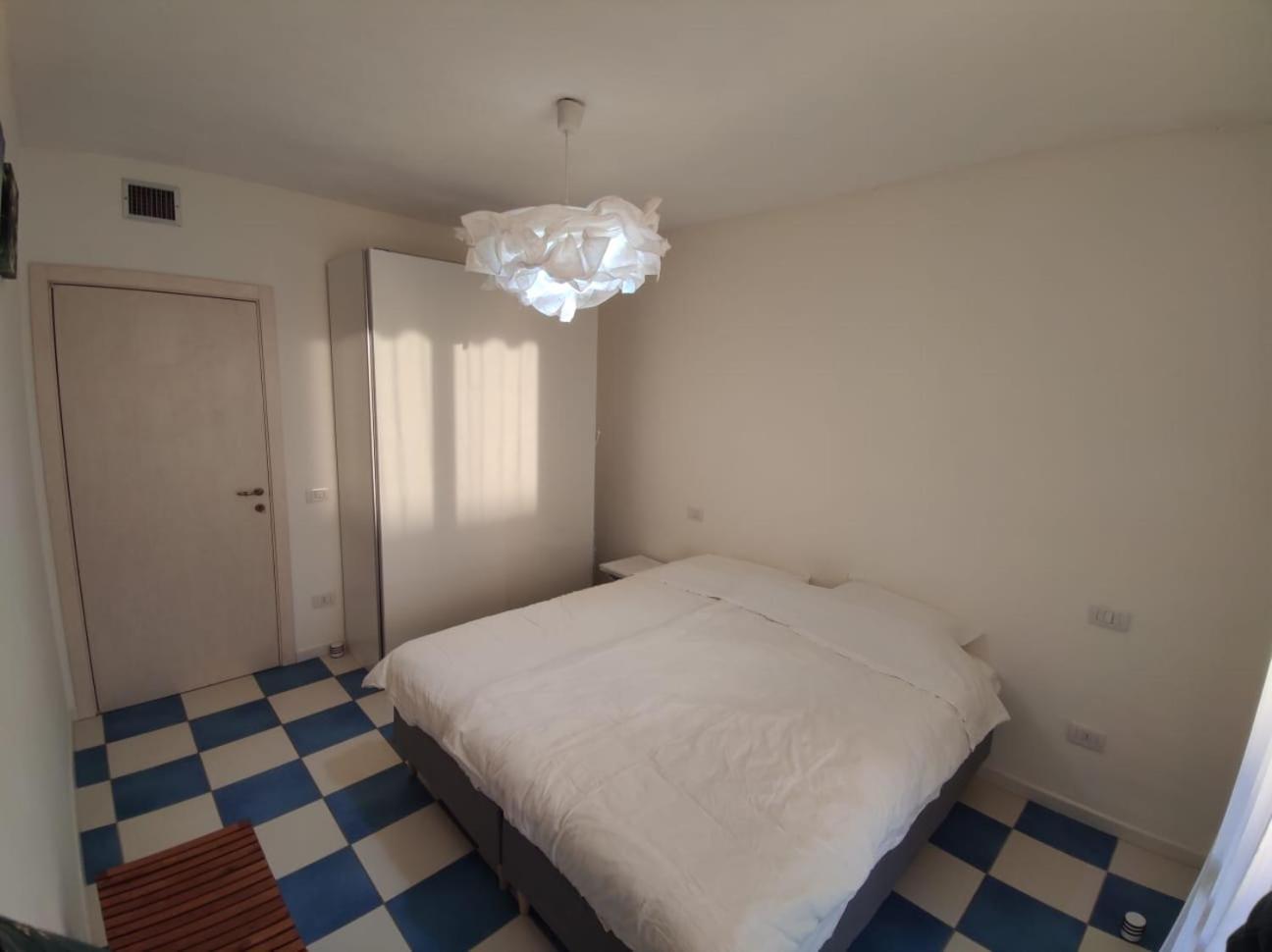 Appartamento L'Azalea - A Due Passi Da Numana Con Grande Terrazzo E Piscina Condominiale Stagionale Сироло Экстерьер фото